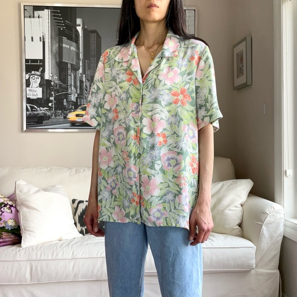 Floral button down short sleeve shirt - Picture 3 of 13